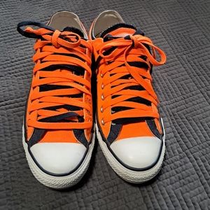 Converse all star size 9